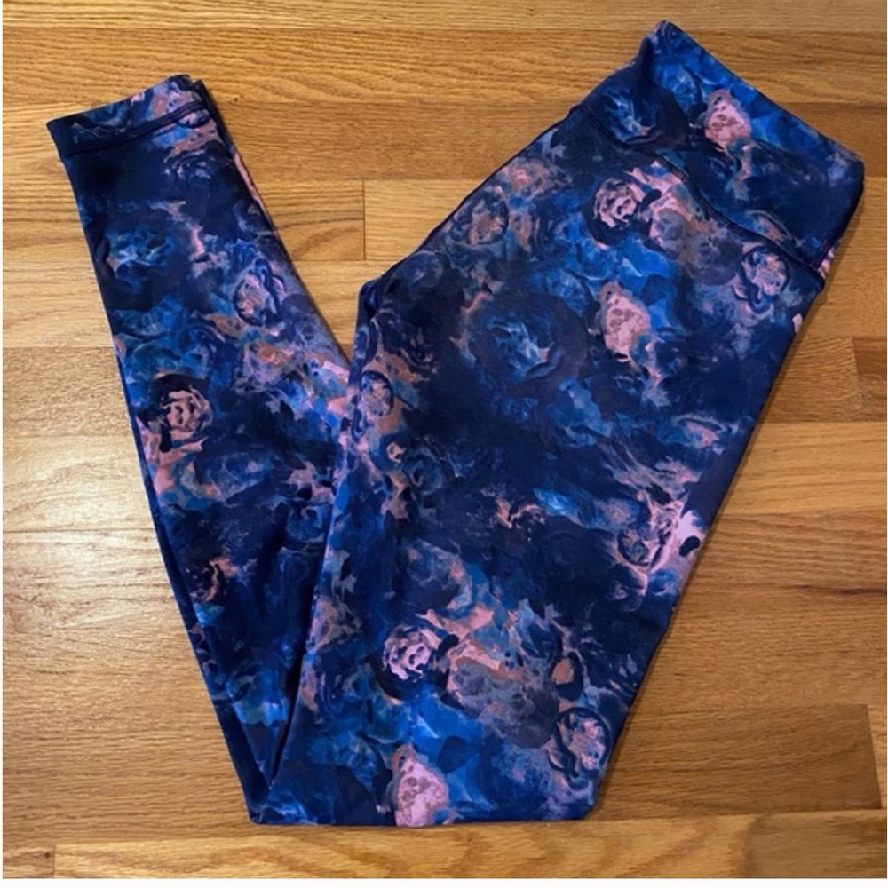 Lululemon Printed Wunder Unders- Size 4 - image 1